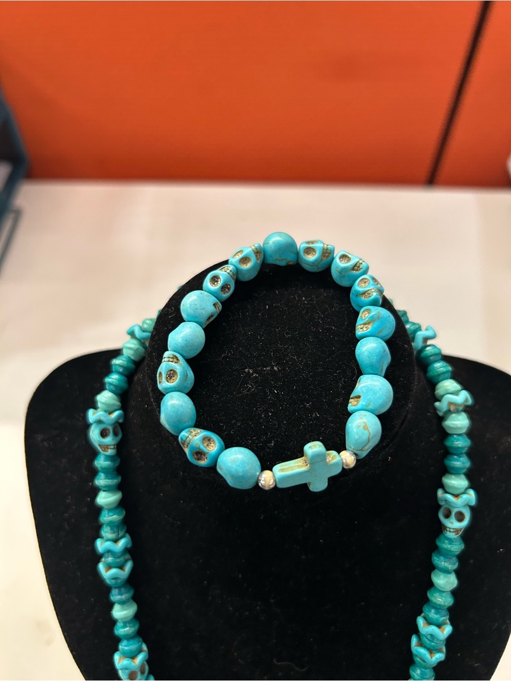 Howlite Skull & Cross Bead lightweight necklace and Bracelet